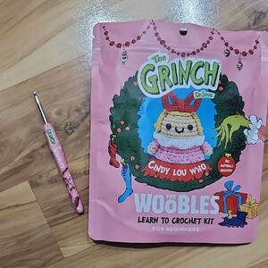 Thw Woobles -The Grinch Cindy Lou Who, Crochet Hook 4mm